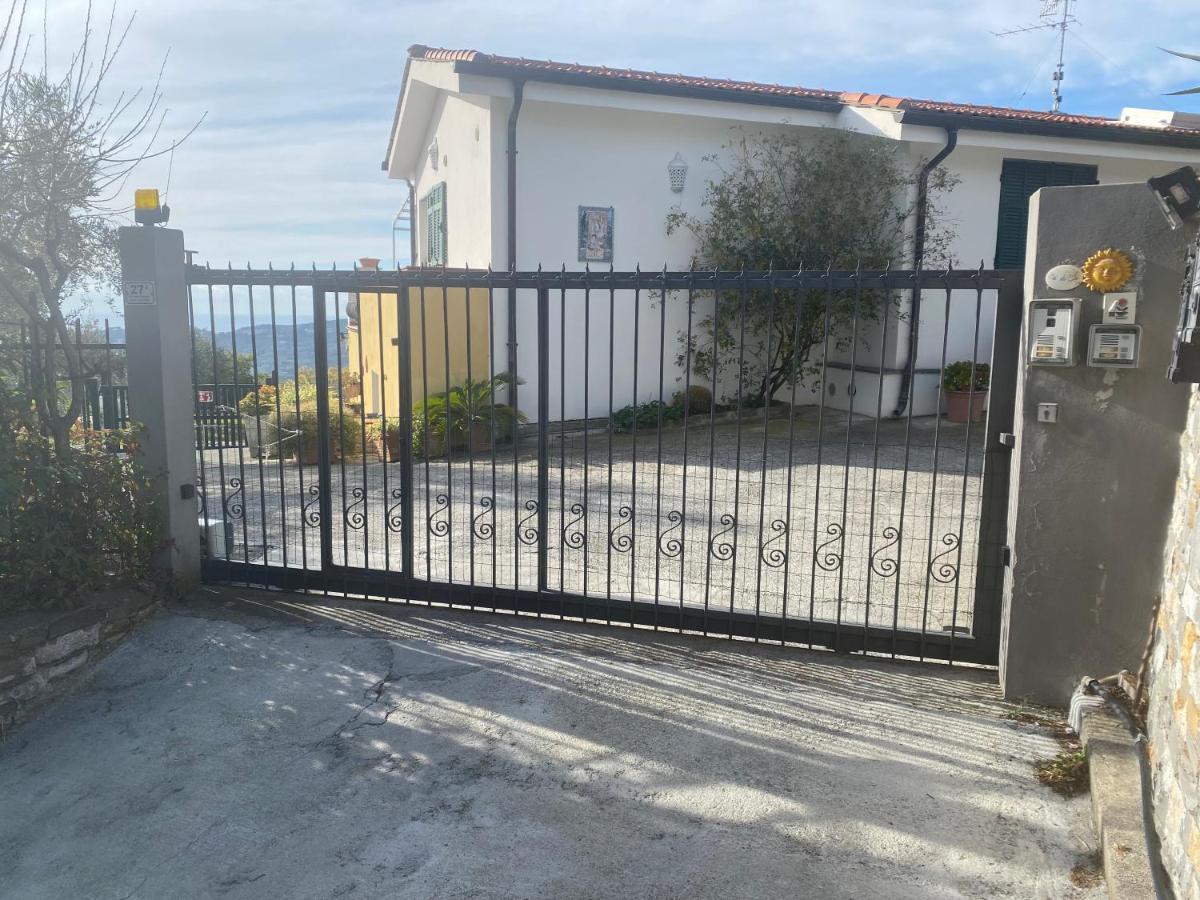 Casa Vista Mare - Superb Garden And Parking Included Villa Imperia Exterior photo