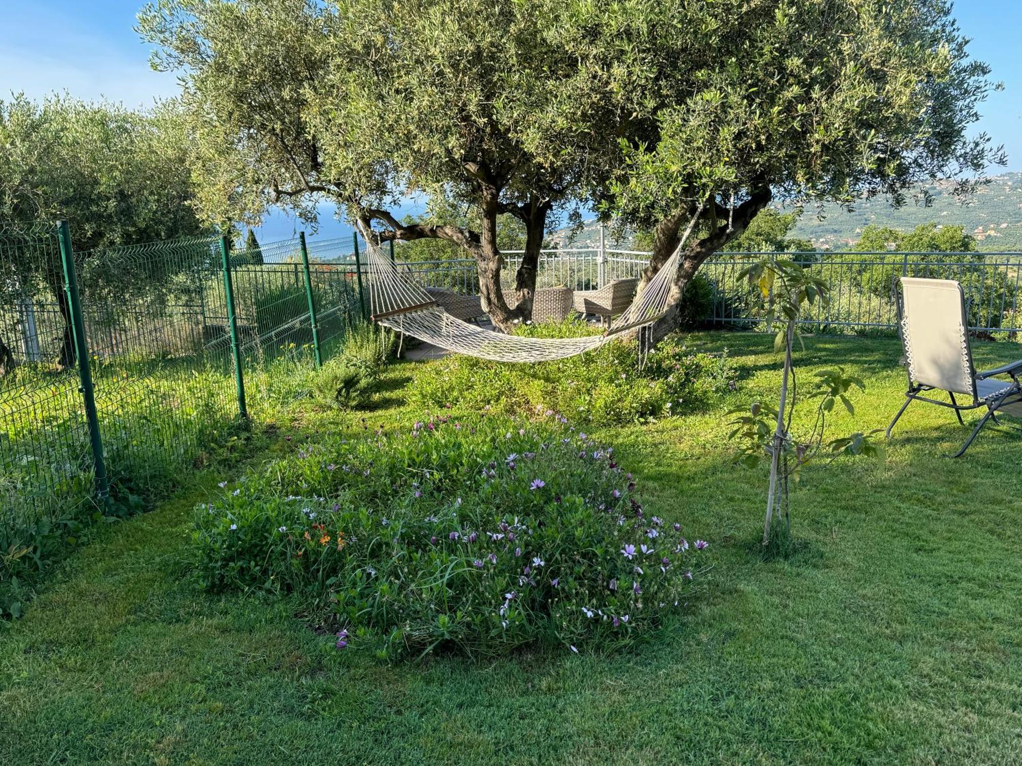 Casa Vista Mare - Superb Garden And Parking Included Villa Imperia Exterior photo
